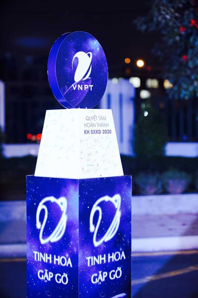 /upload/image/VNPT-VINAPHONE---H%E1%BB%98I-NGH%E1%BB%8A-KHACH-HANG-2019-4.jpg