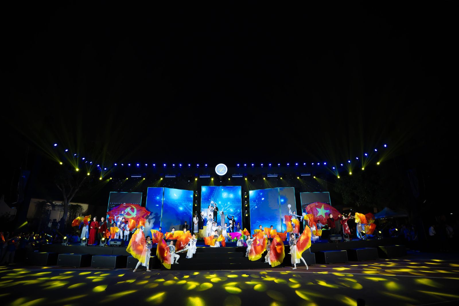 CHUỖI SỰ KIỆN “EMBRACE THE FUTURE 2026” – TUEBA